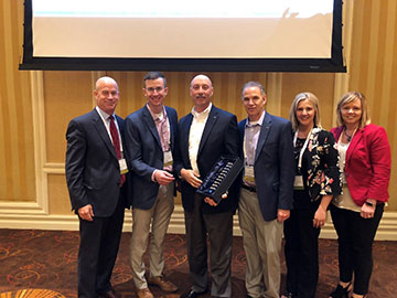 Vishay Presents Digi-Key with 2017 Catalog Distributor of the Year Award